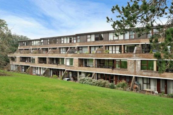 2 Bedroom Flat